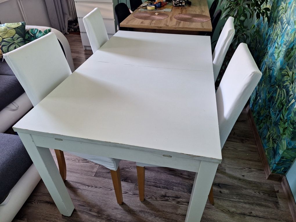 Biały drewniany  stół ikea 4 krzesła