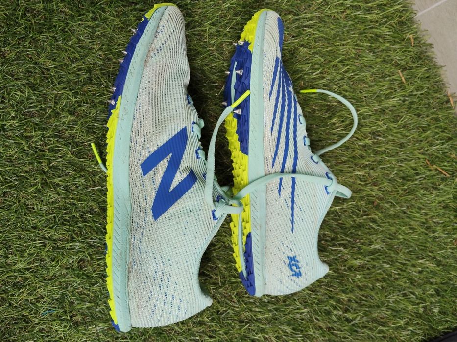 Kolce New Balance XC Seven v3