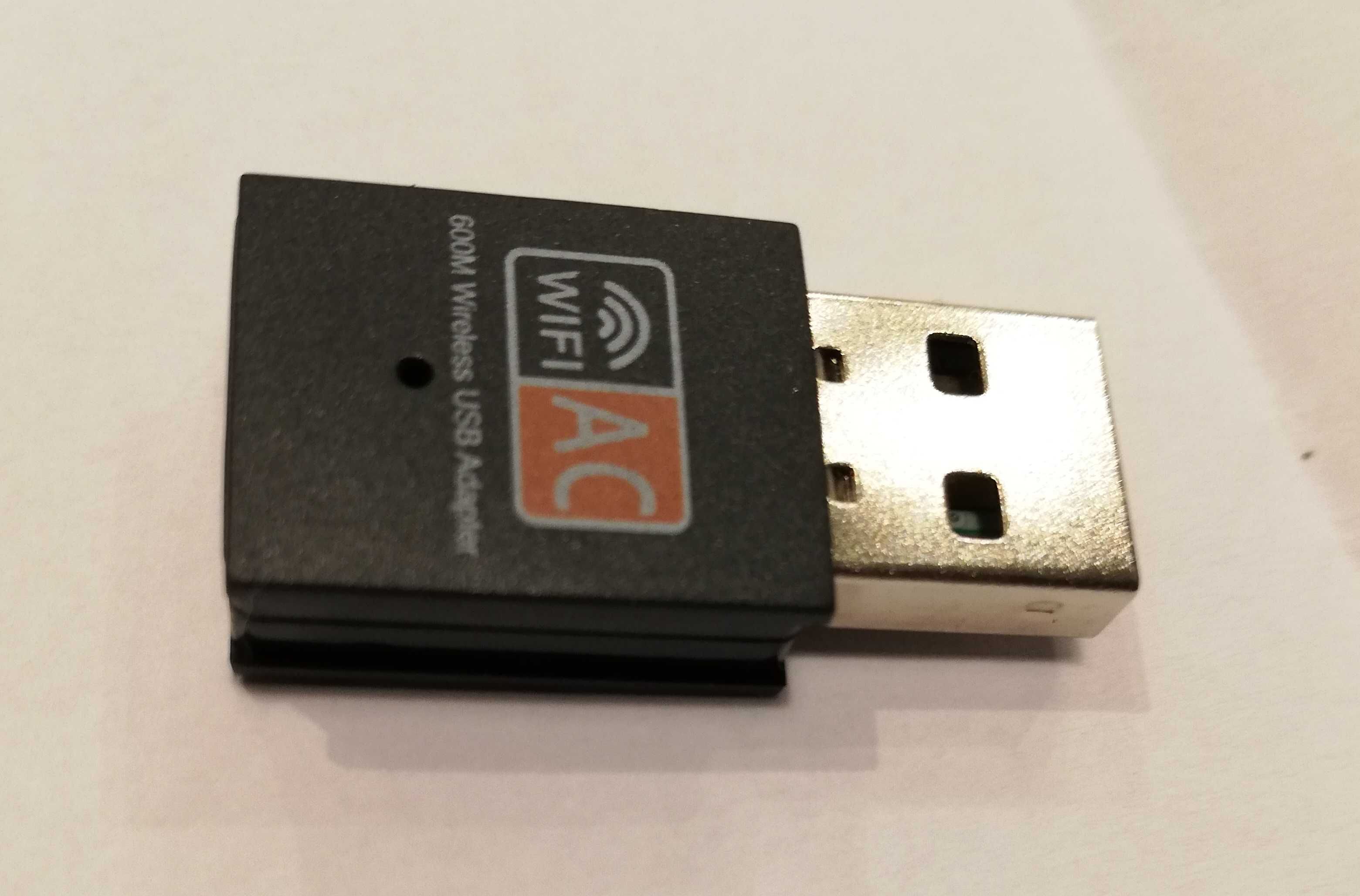 Karta WiFi dual band 5Ghz & 2.4Ghz 600Mbps USB