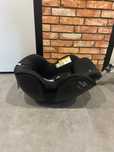 Fotelik samochodowy Britax Romer Dualfix 3 i-SIZE 0-18 z bazą