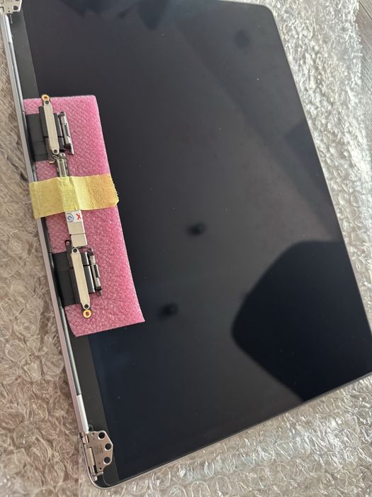 APPLE MacBook Pro    matryca nowa /  wyświetlacz