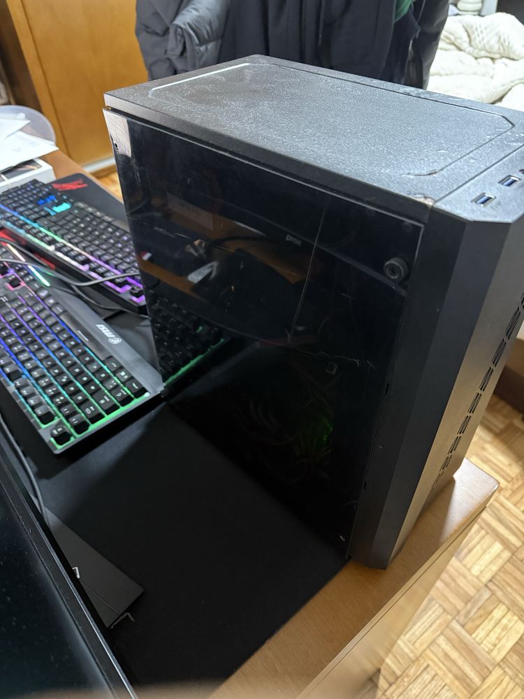 Torre Gaming Asus 3.7Ghz