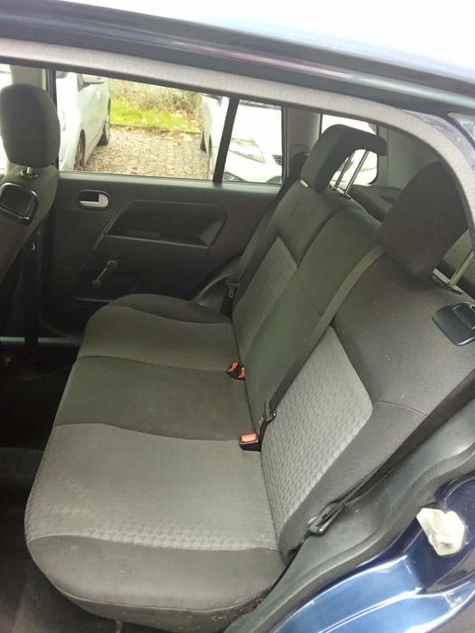 Ford Fusion guia 1.4 16v ano 2004 AC