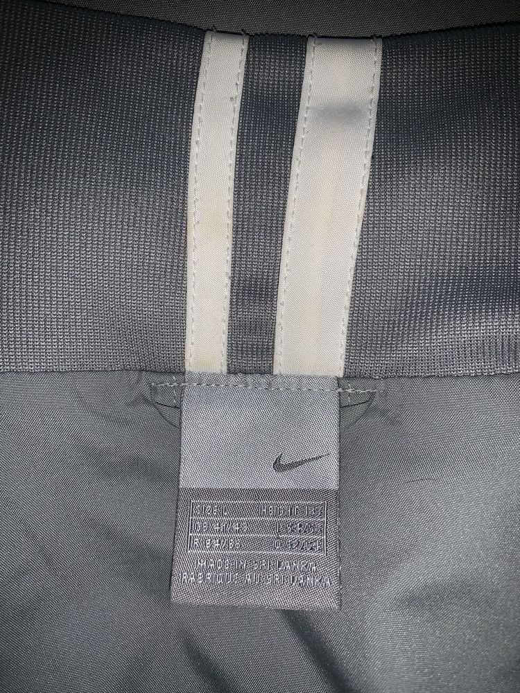 Вінтажна вітровка Nike