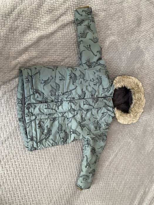 КУРТКА ОСІННЬО-ЗИМОВА на хлопчика б/у вік 3-4 роки