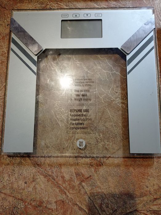 Продам ваги напольні