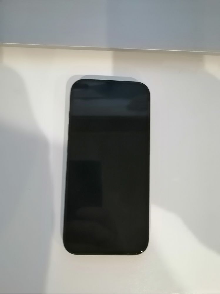 Iphone 15 pro (novo)