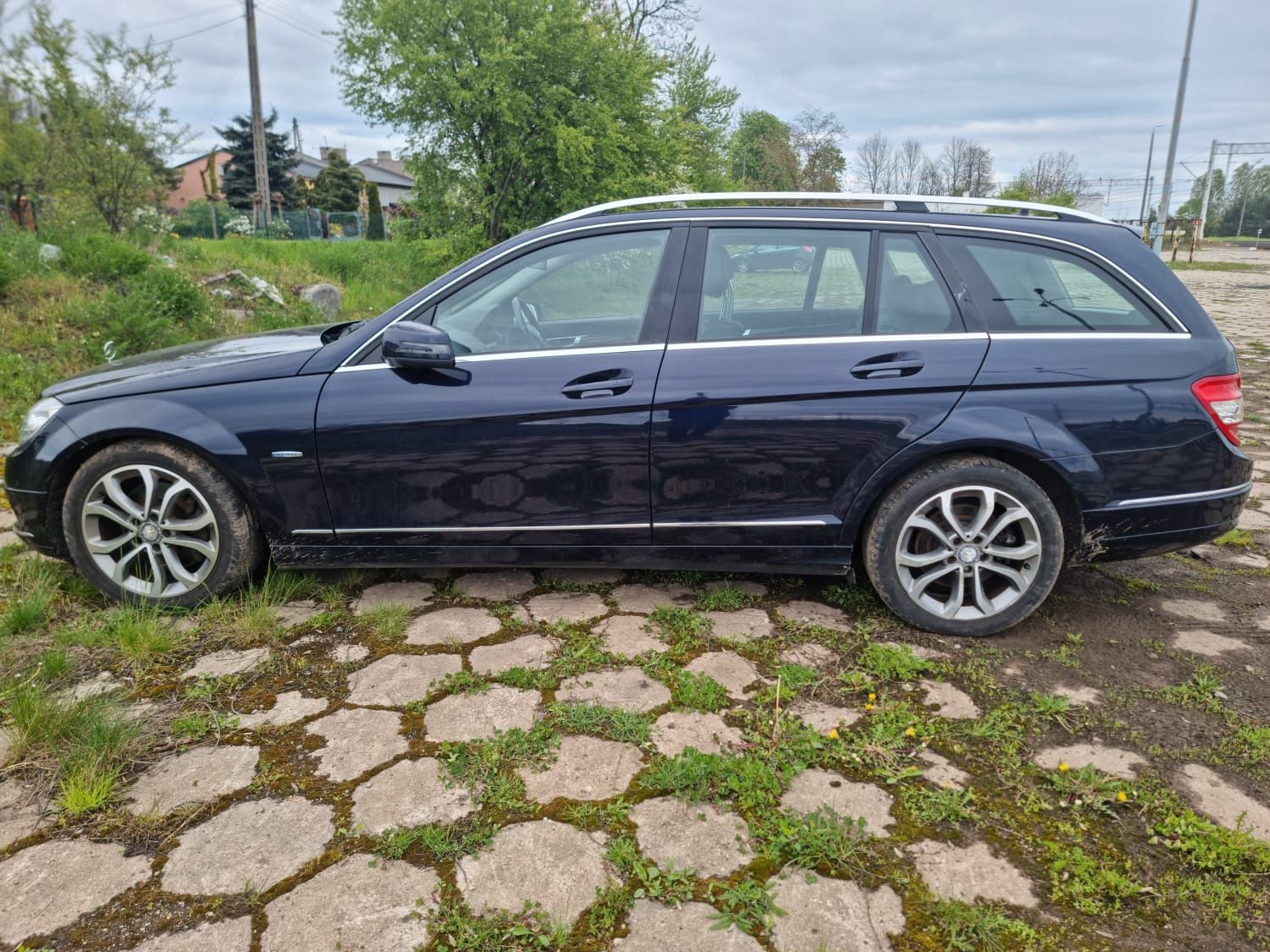 Karoseria Mercedes w204 C-class C359 Granatowa Maska Zderzak Błotnik