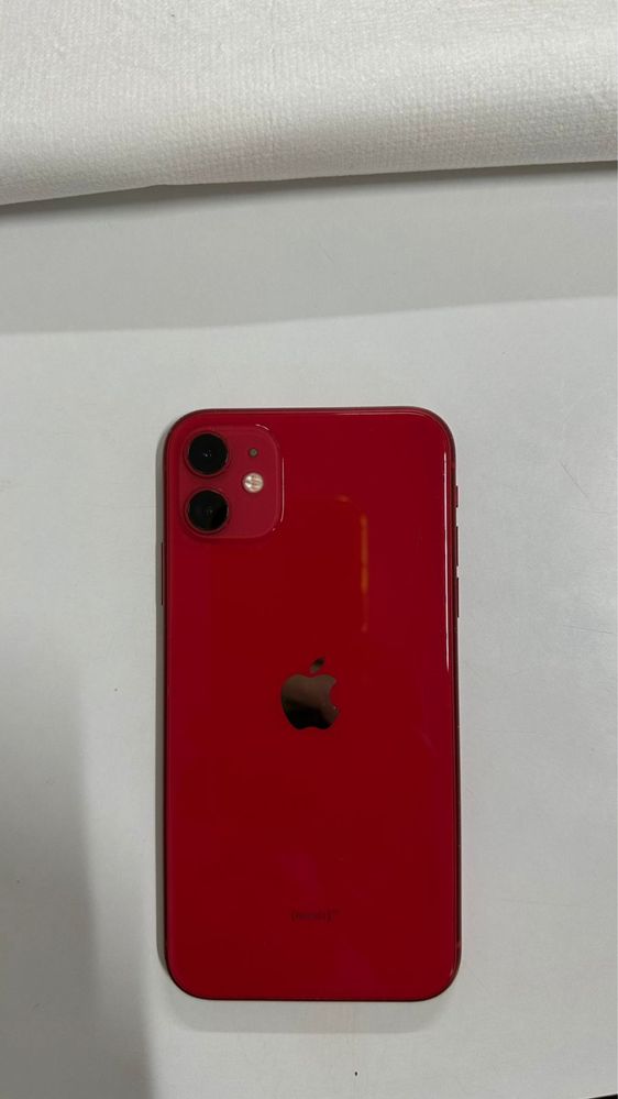 iPhone 11 / 128GB com 1 ano de garantia