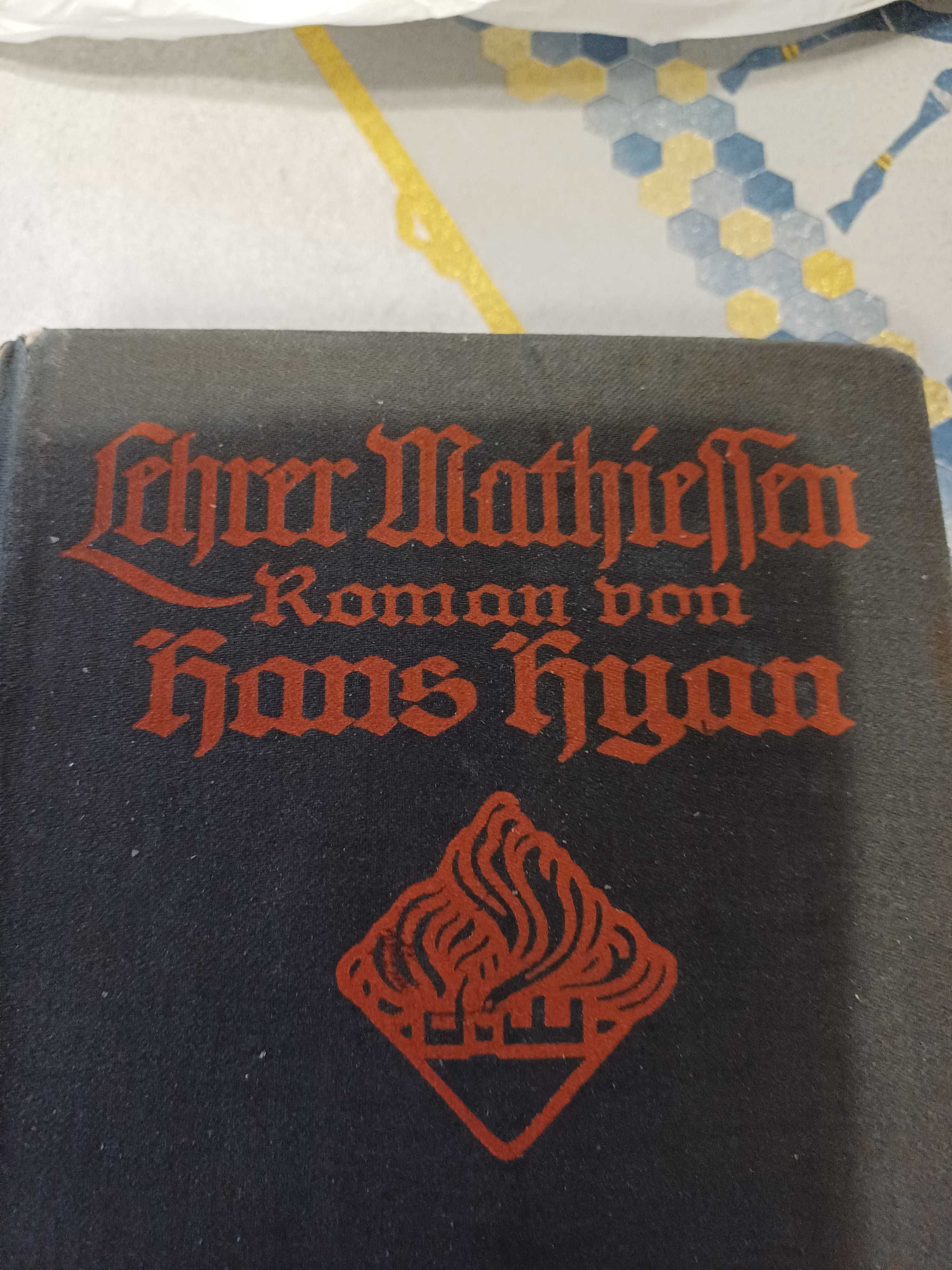 Sprzęt stare książki