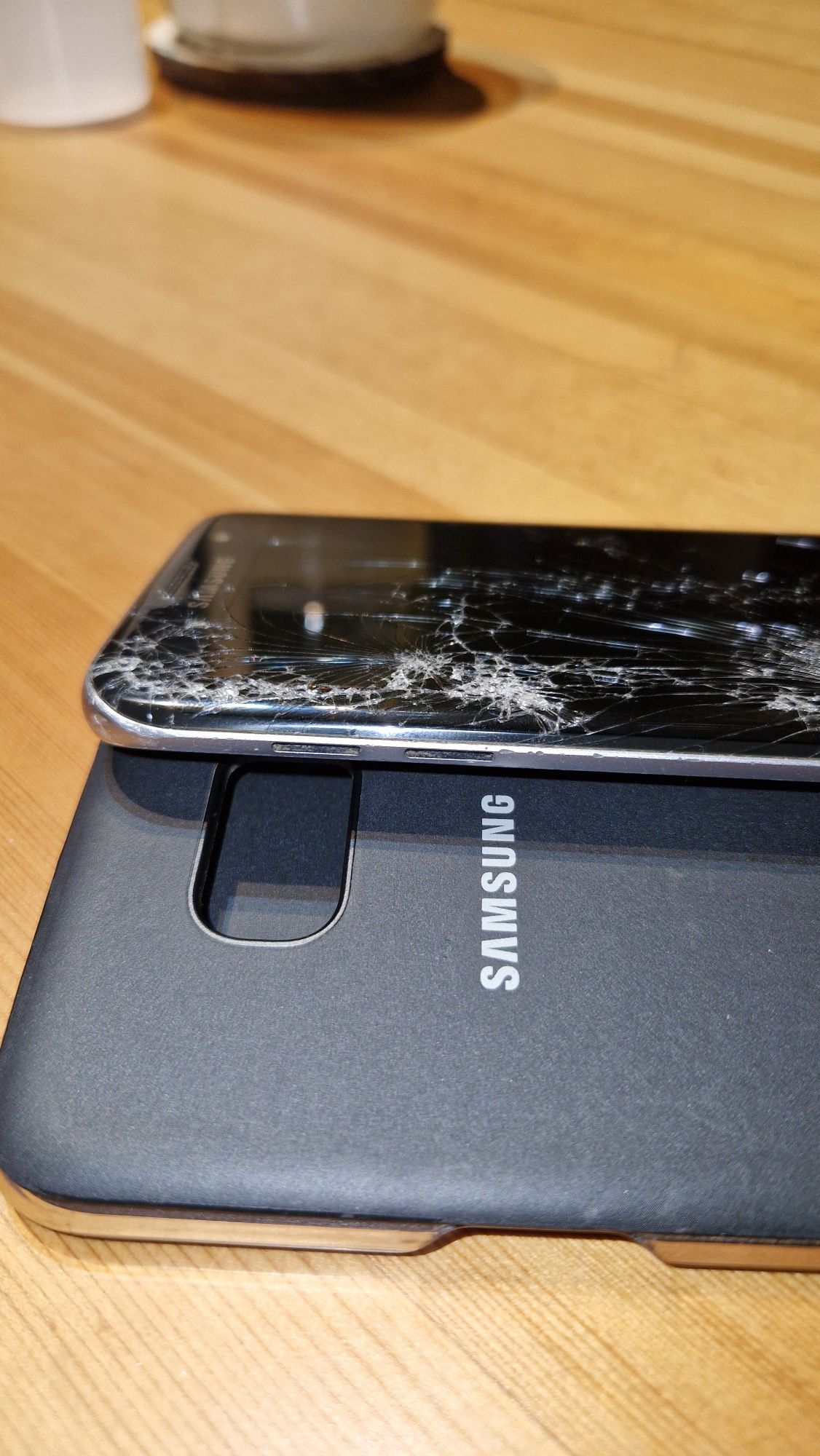 Samsung Galaxy S7 Edge 32GB 4GB RAM Czarny Uszkodzony