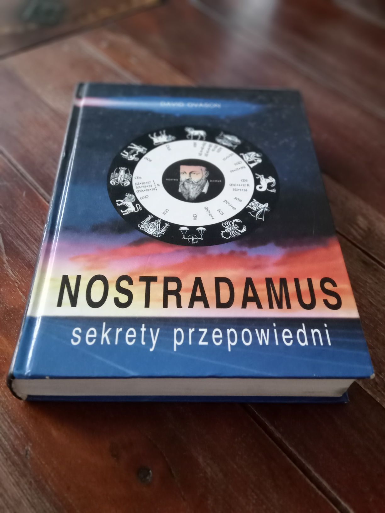 Książka Nostradamus - sekrety przepowiedni