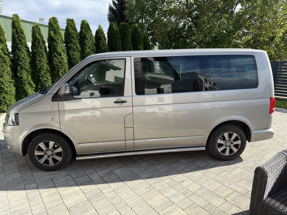 Wynajem busa 9 osobowego 9 osob wypożyczalnia aut wynajem auta