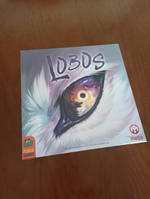 Jogo de tabuleiro Lobos NOVO SELADO