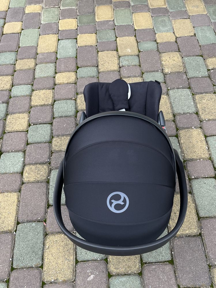 Cybex Cloud T i-Size автокрісло