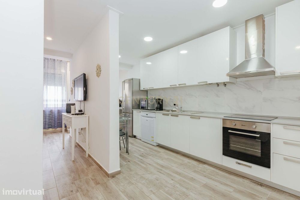 Apartamento T1 Remodelado, Lavradio, Barreiro