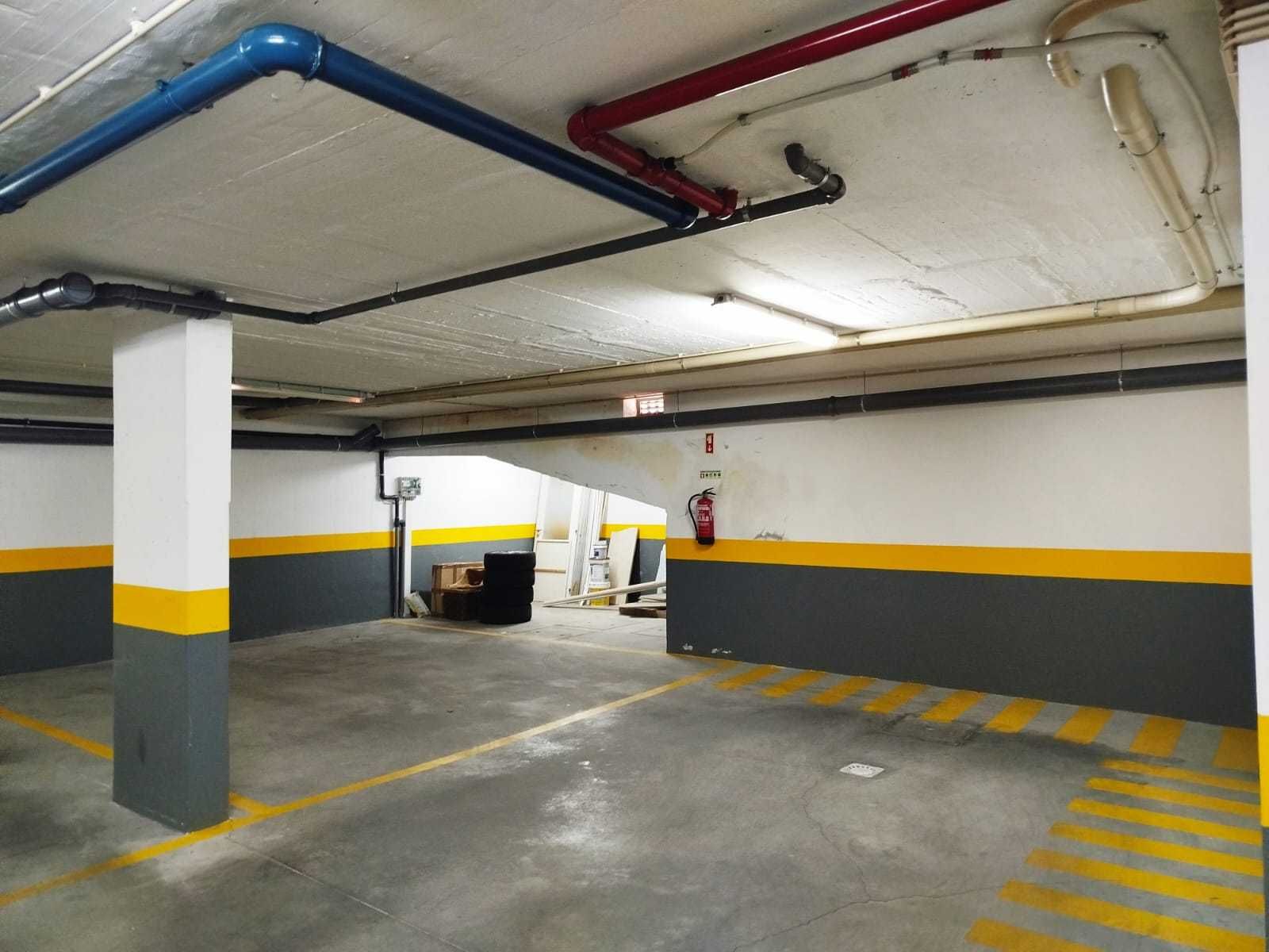 Garagem 23m2 Portas da Cidade Montijo