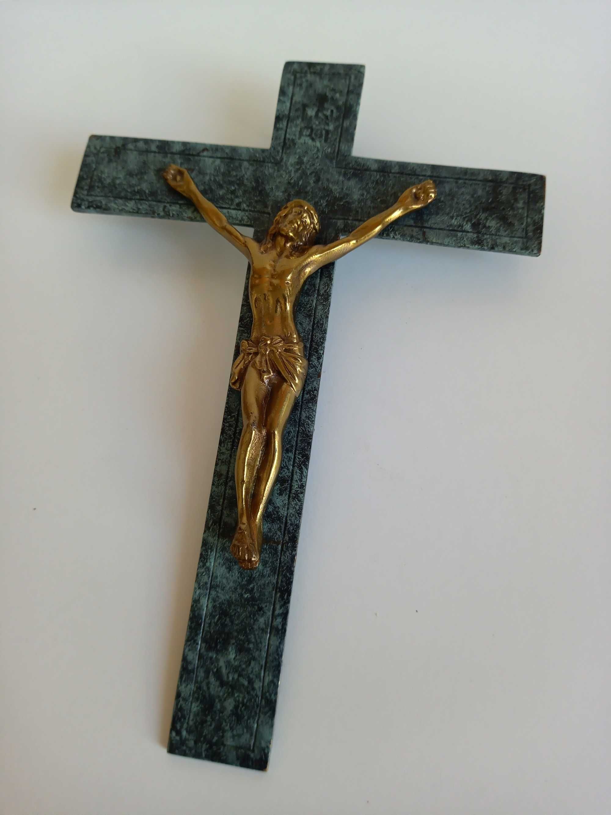 Krucyfiks mosiężny. Krzyż śćienny Emalia. Antyk.