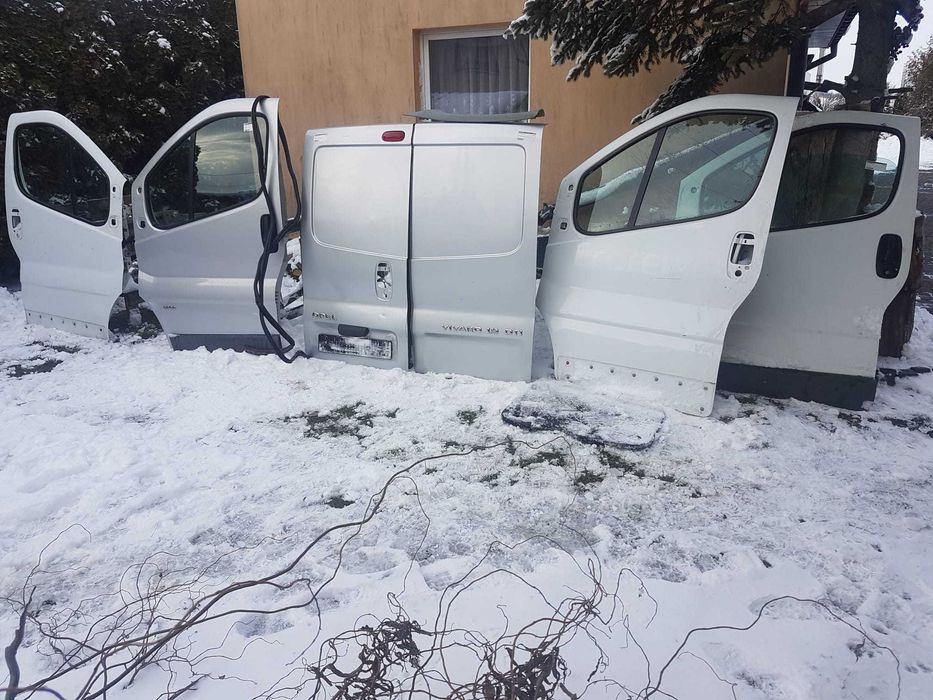 drzwi opel vivaro, trafik,primastar,przednie,tylne,lewe,prawe