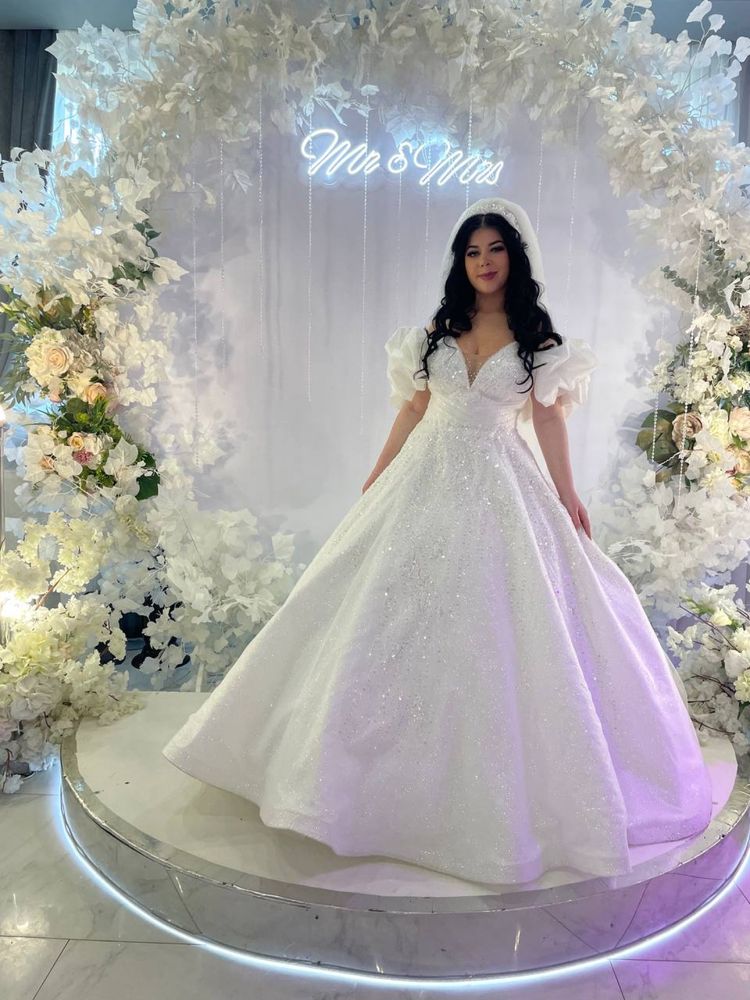 Весільна сукня від бренду Sofi Bride