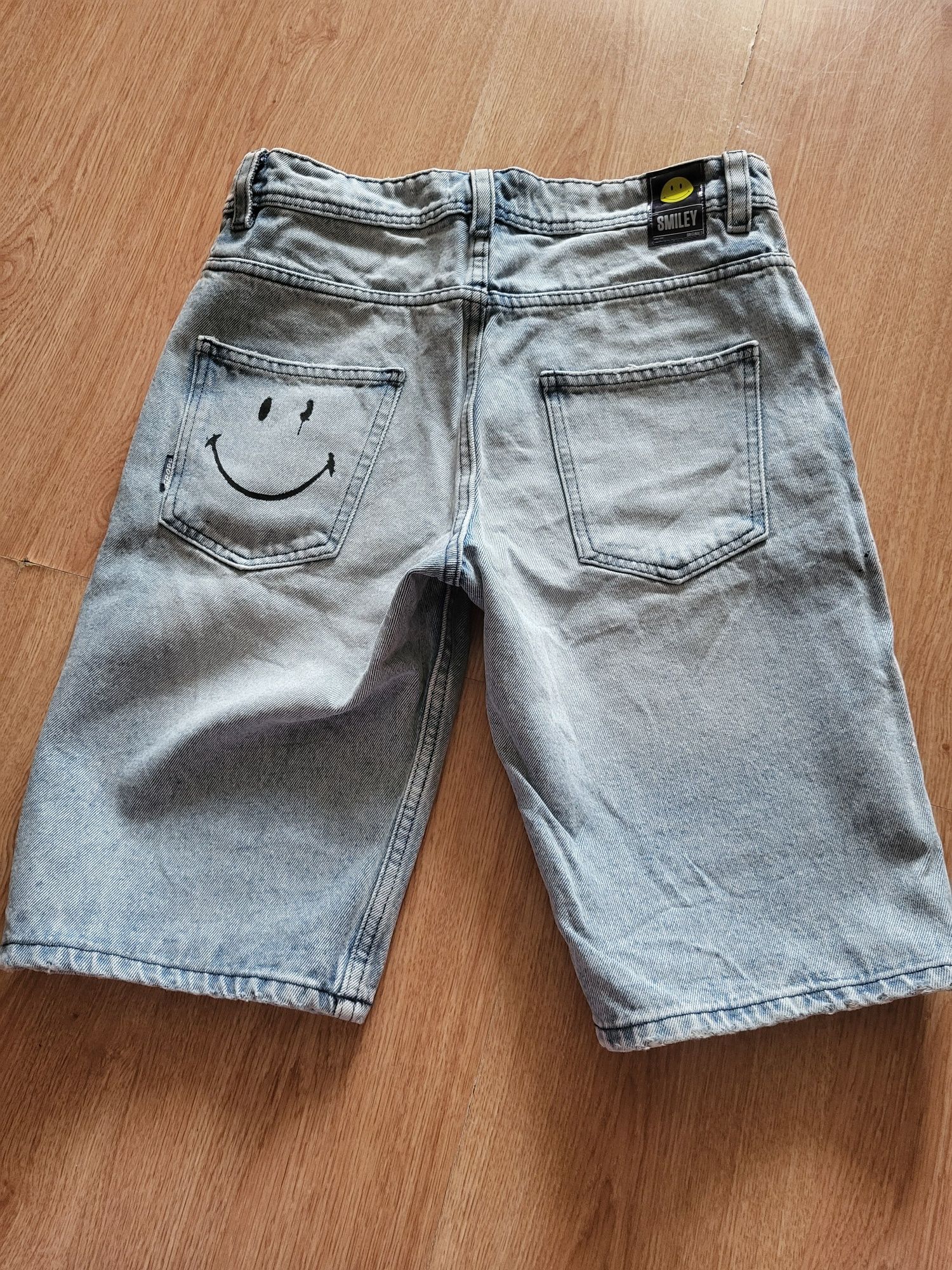 Spodenki Cropp Smiley W30