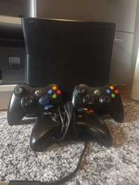 Xbox 360 S 320 ГБ 130 ігор 3 джойстики