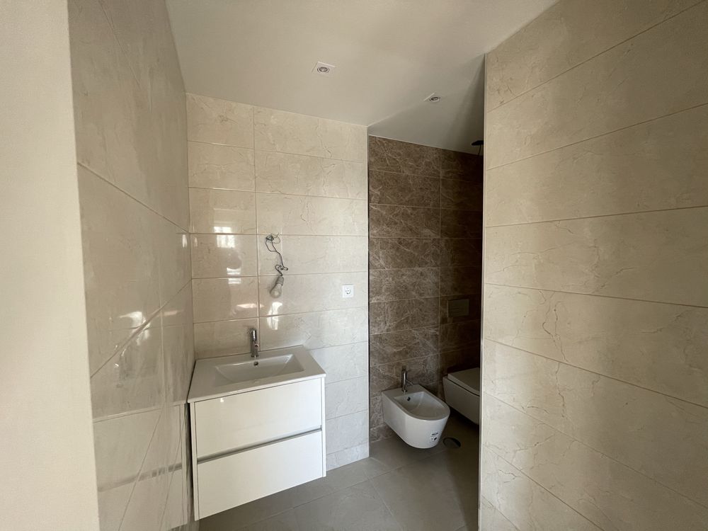 Apartamento T4 Remodelado
