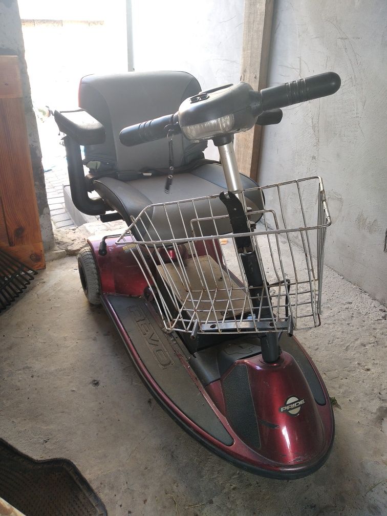 Інвалідний електро скутер