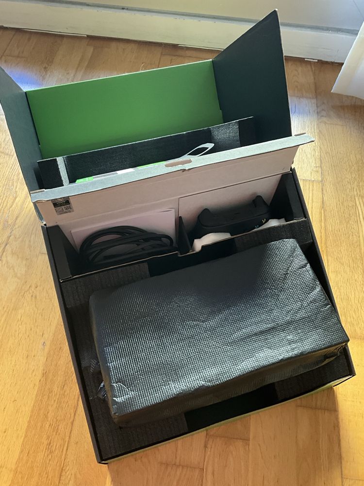 Xbox 1 Tb Nova ainda na caixa