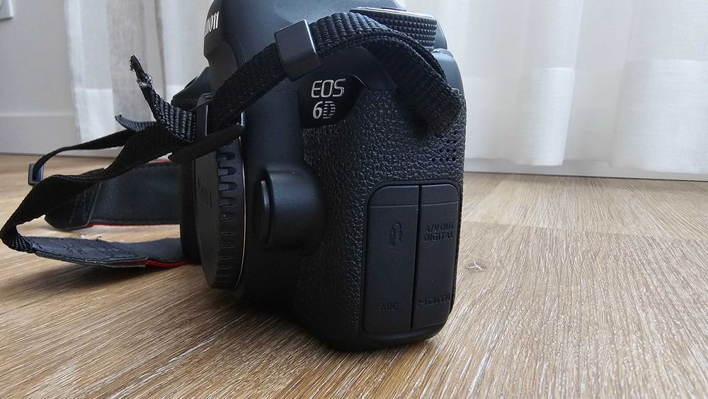 Canon EOS 6D body
