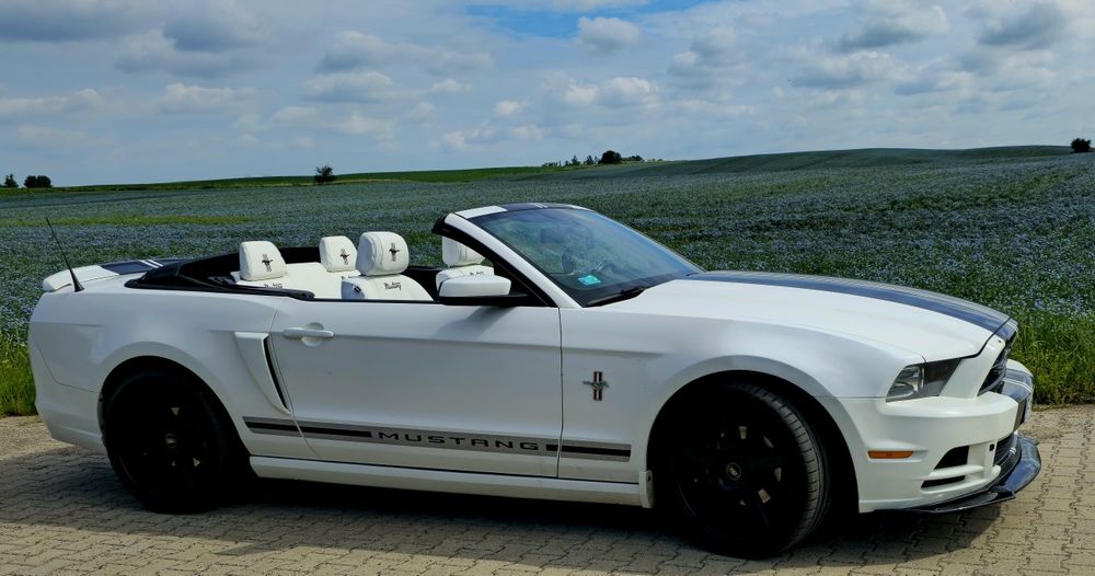 Sprzedam Ford Mustang 3.7 v6 cabrio