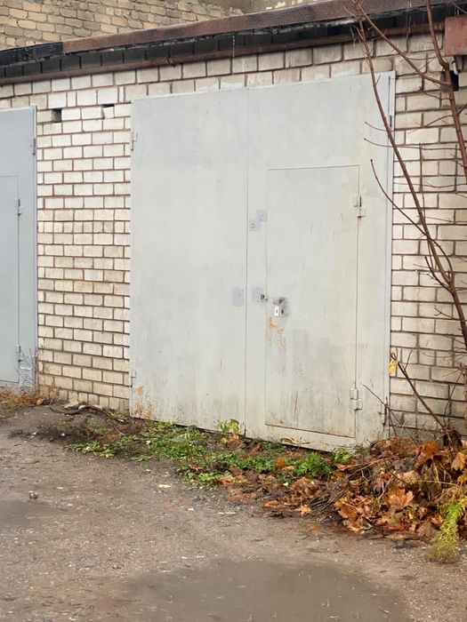 Продаю гараж,кооператив  Радист