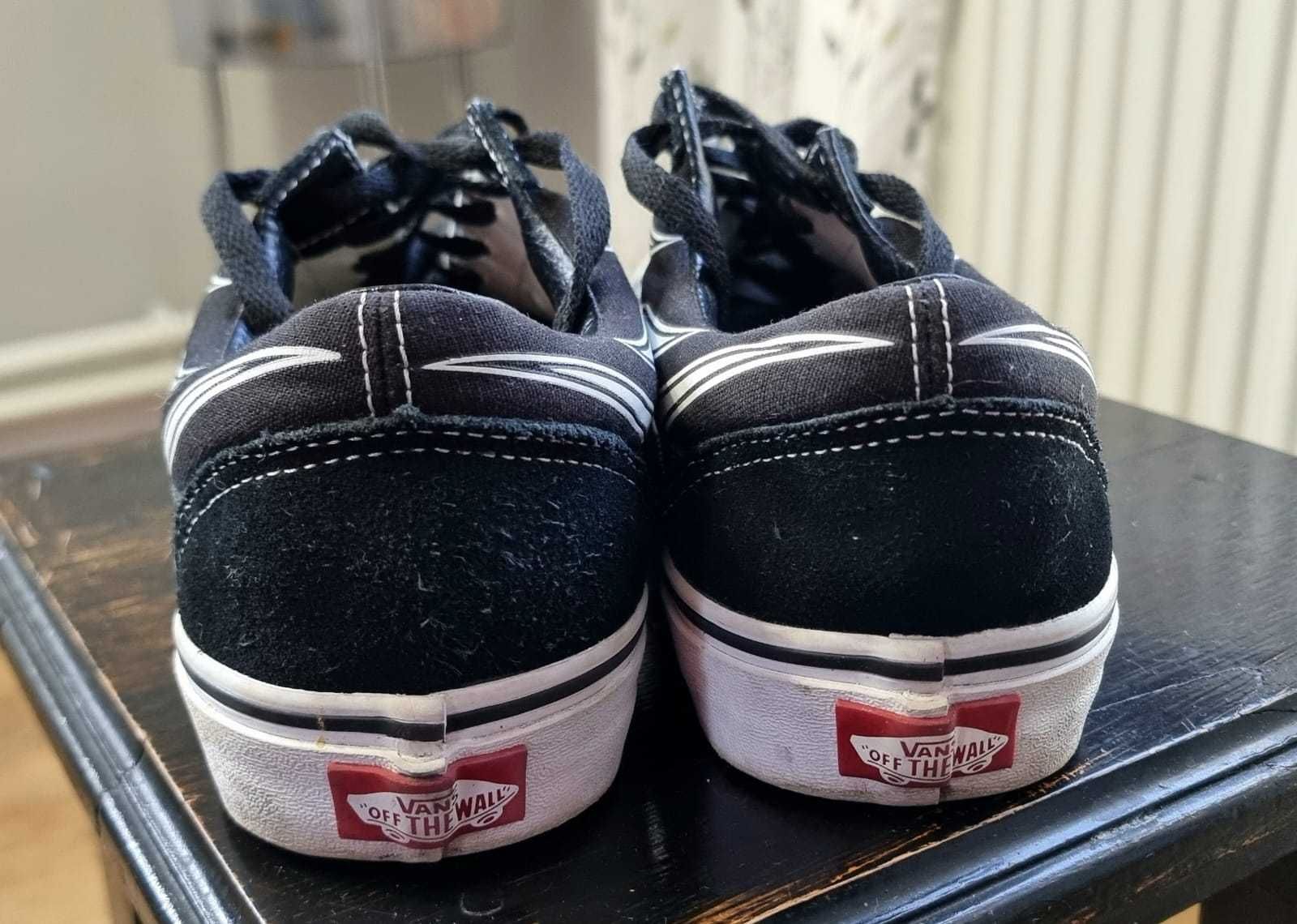 Низькі кеди Vans