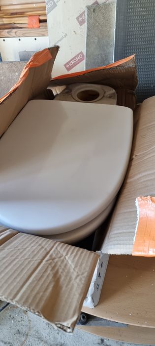 Умивальник унітаз беде