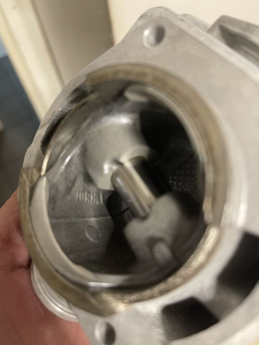 Поршньова Циліндр у комплекті Husqvarna 365 372 оригінал