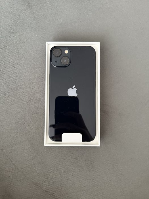 Nowy iphone 13.