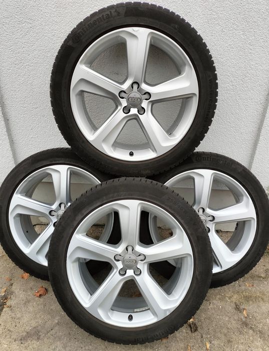 Felgi z oponami zimowymi Audi Q5 8,5x20 ET33 5x112