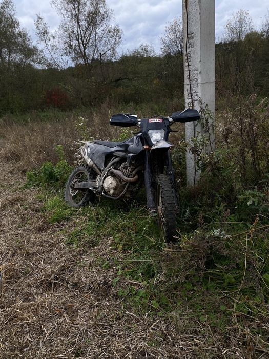 мотоцикл кові старт 250