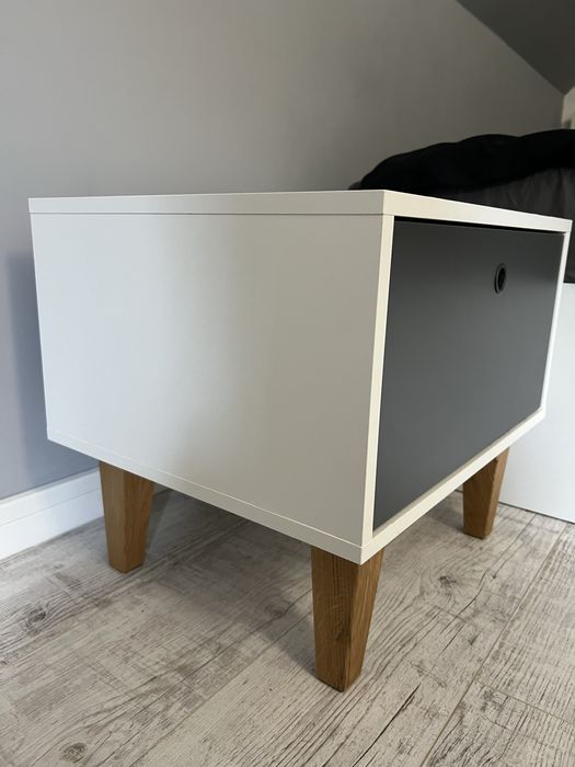 Stolik nocny vox concept