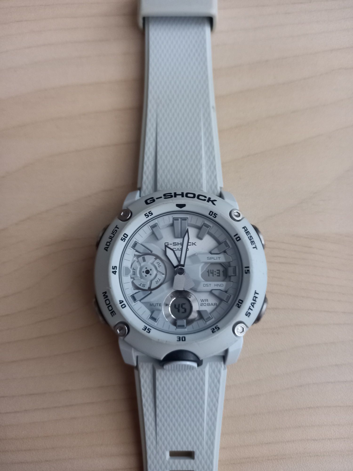 Casio G-shock GA-2000