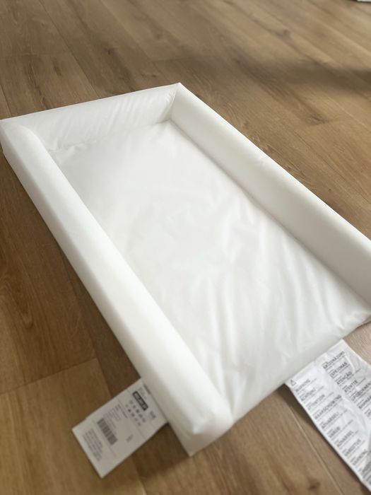 Przewijak dla niemowląt ikea