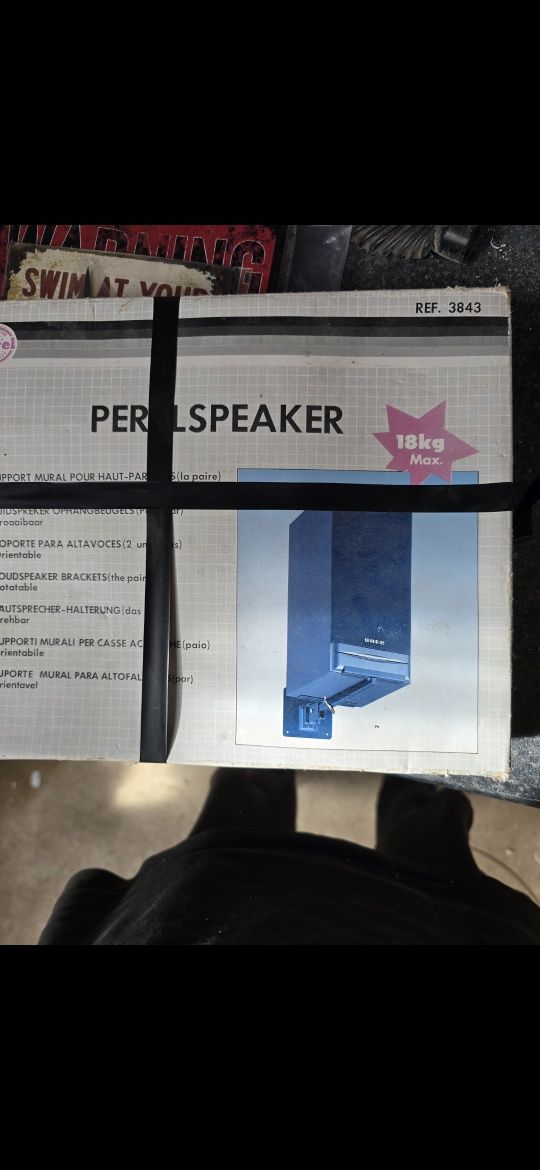 Suporte de parede para coluna audio