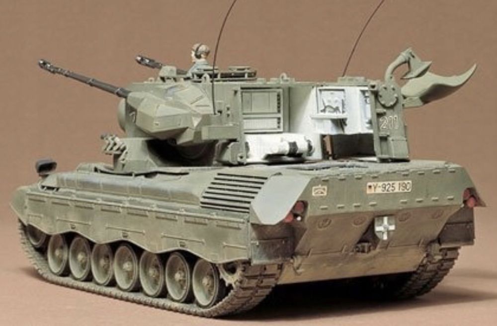 Model plastikowy do sklejania Tamiya Flakpanzer Gepard MM199 1:35