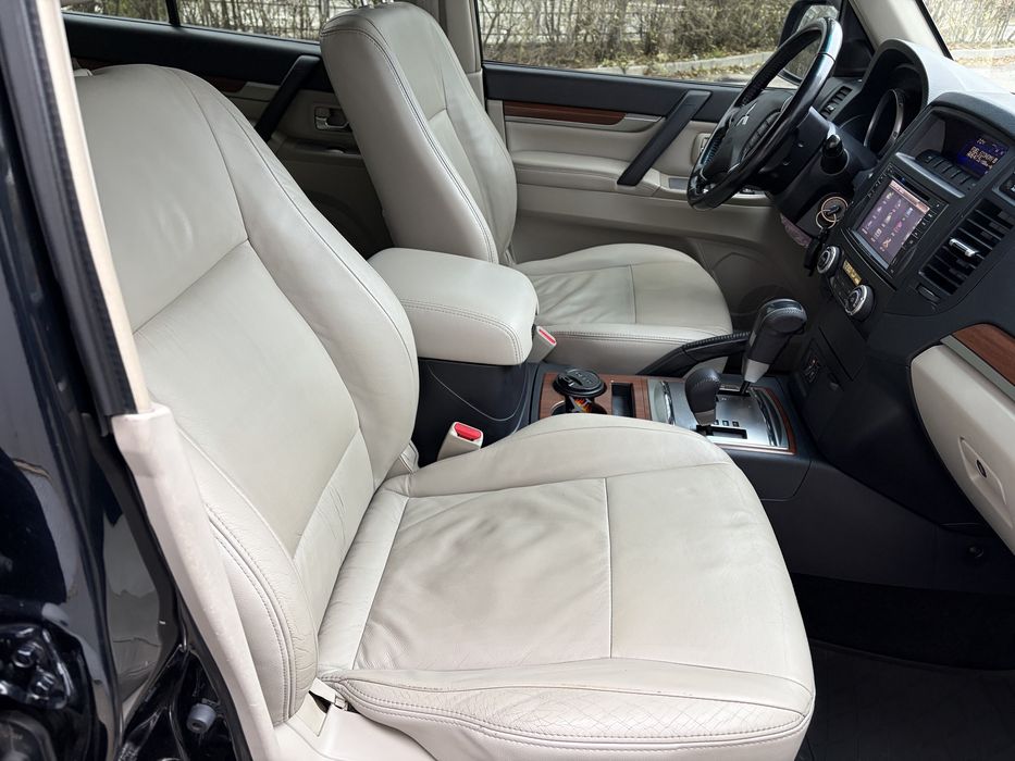 Mitsubishi Pajero 3,8 2007