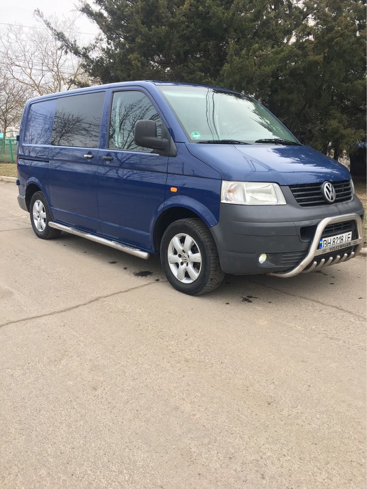 Продам Volkswagen Transporter Т 5 2006 года