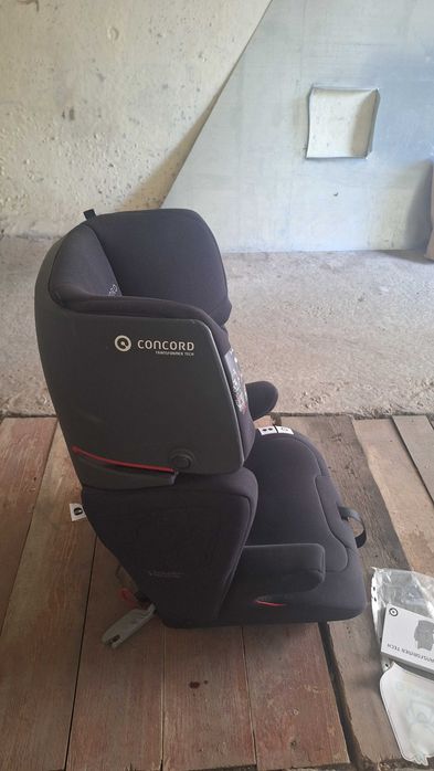Продам дитяче автокрісло ,Concord Transformer Tech в ідеальному стані