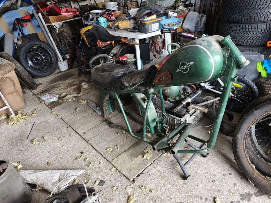 Motor Iż IZH 56 rozebrany