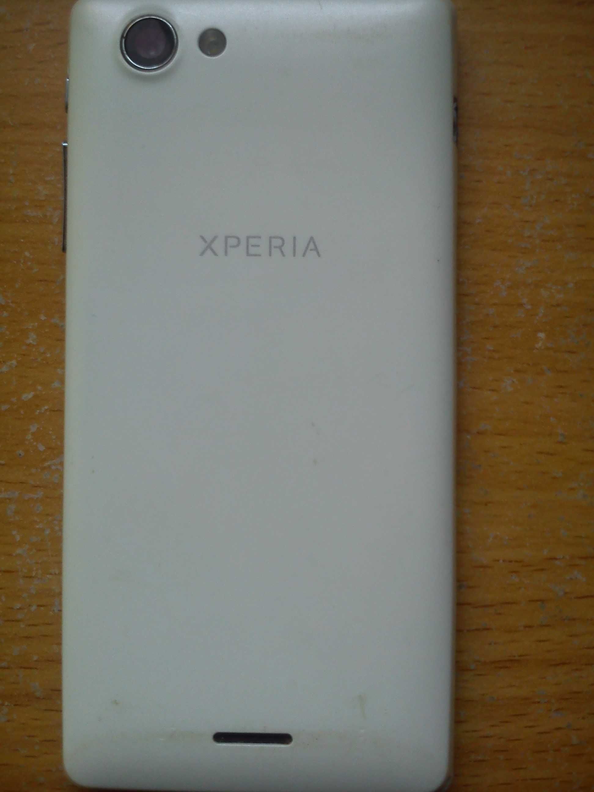Sony Xperia J St26i  telefon dotykowy