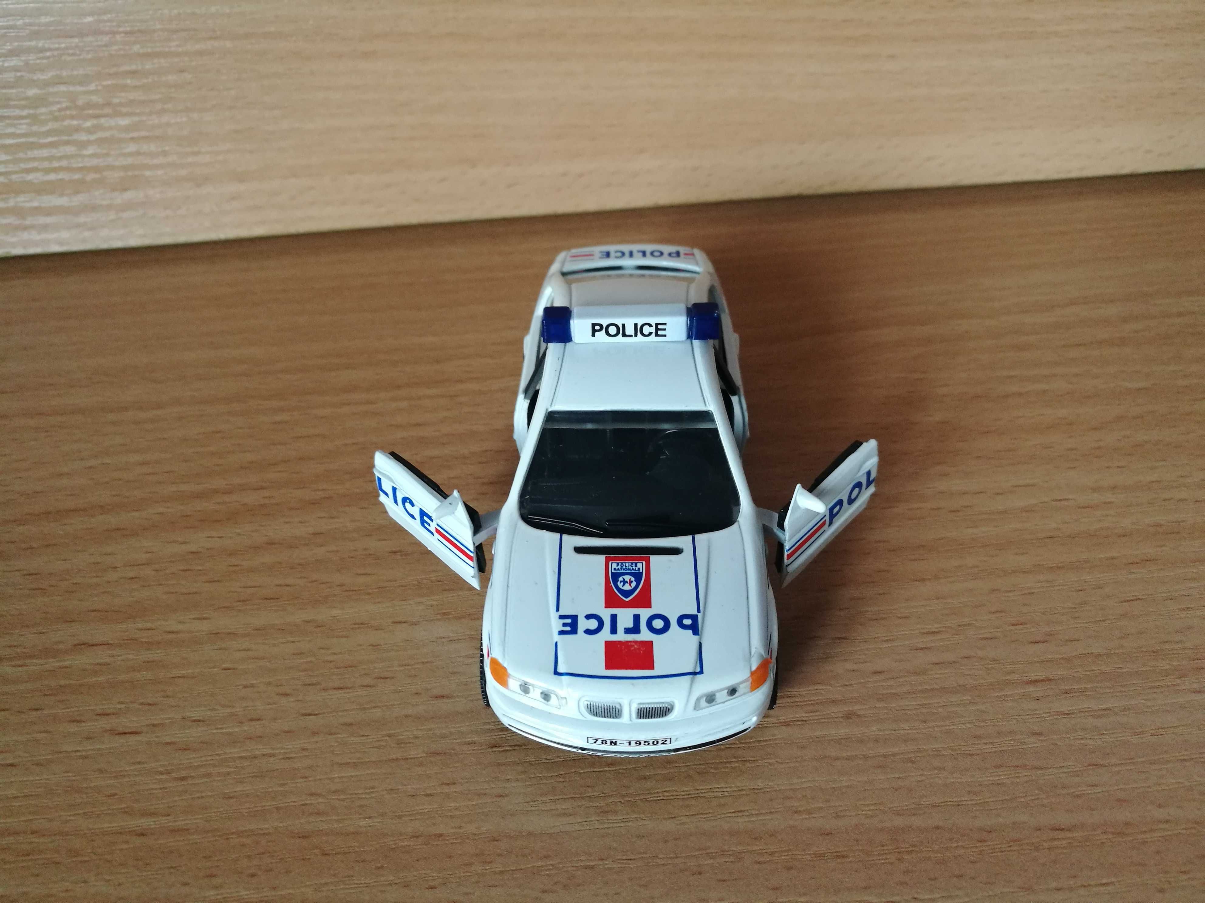 1/43 Amercom BMW Seria 3 E46 Police