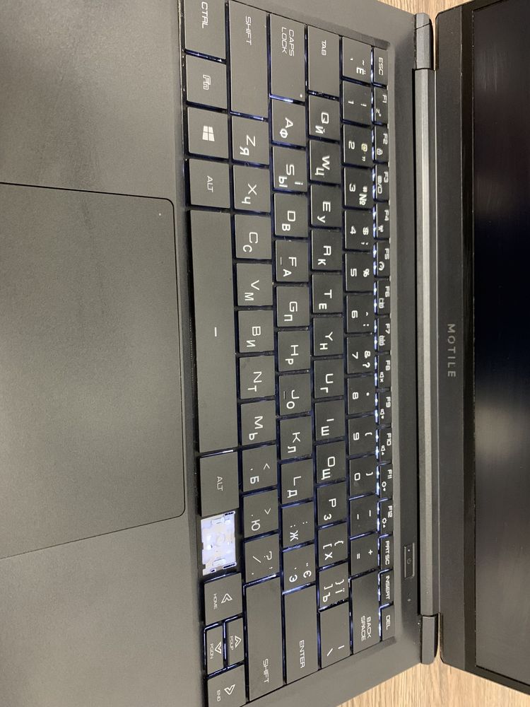 Ryzen 3 3200U, 8gb RAM, 128 GB SSD, FHD